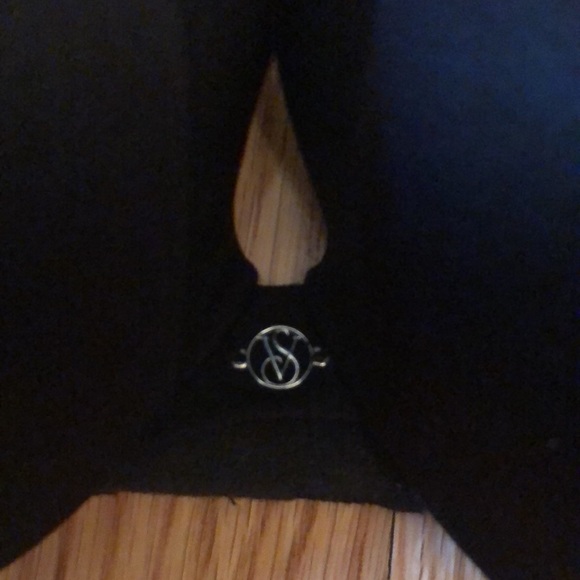 Victoria’s Secret Push-Up bra - Picture 2 of 4